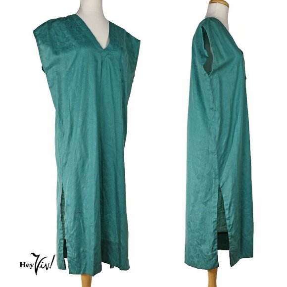 Vintage Green Sheath Dress Simple Design V Neck w Side Slits Size XL - Hey Viv - Picture 3 of 5